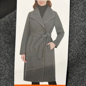 Tahari stylish Gray Wrap Trench Coat with Belt and snap buttons w pockets